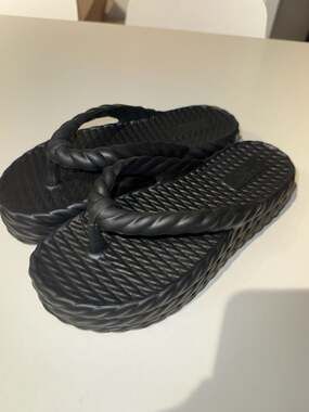 Free People by Brizza Arezzo Black Platform Flip Flops Size 39/40
